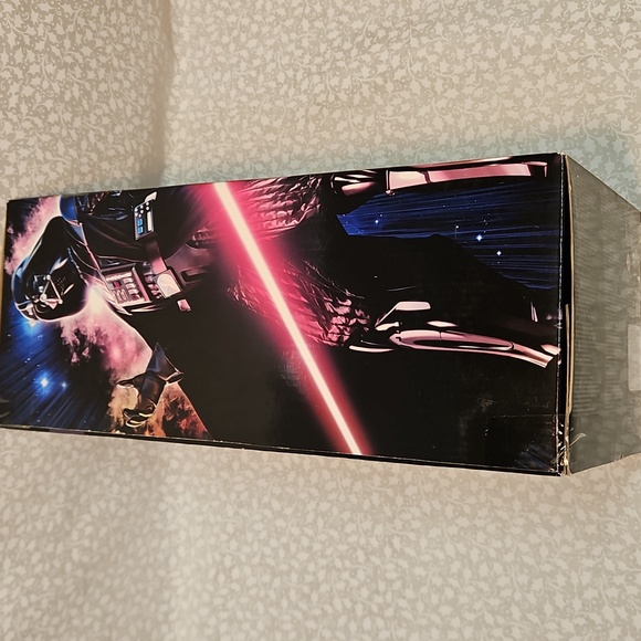 Disney Store Star Wars 15" Talking Han Solo w/lights & sounds - Picture 6 of 7